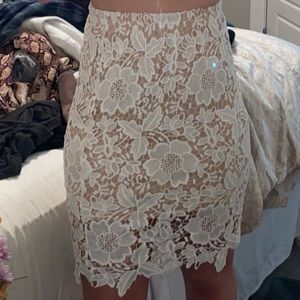 Lace long skirt